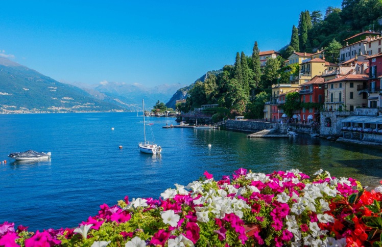 Esplorare Laghi e Fiumi: Itinerari di Turismo Fluviale