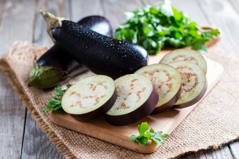 Melanzana: Un Alimento Allergizzante? Tutto Quello che Devi Sapere Melanzana: Un Alimento Allergizzante? Tutto Quello che Devi Sapere