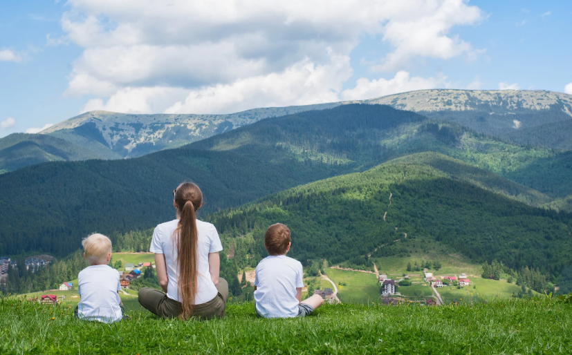 Vacanze in Montagna d’Estate: Escursioni, Relax e Aria Pulita